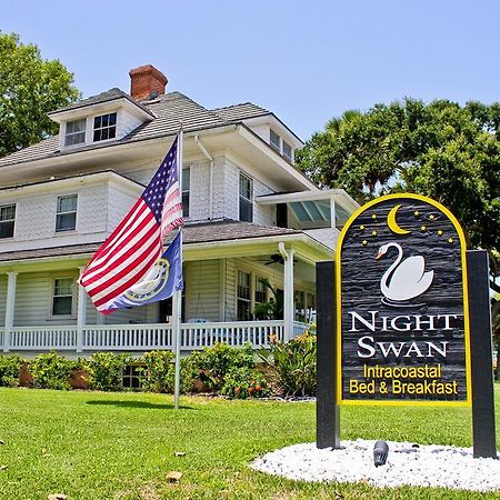 Night Swan Intracoastal Bed & Breakfast New Smyrna Beach Exteriör bild