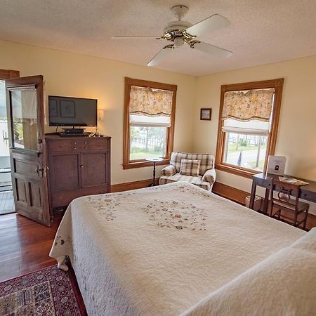 Night Swan Intracoastal Bed & Breakfast New Smyrna Beach Exteriör bild