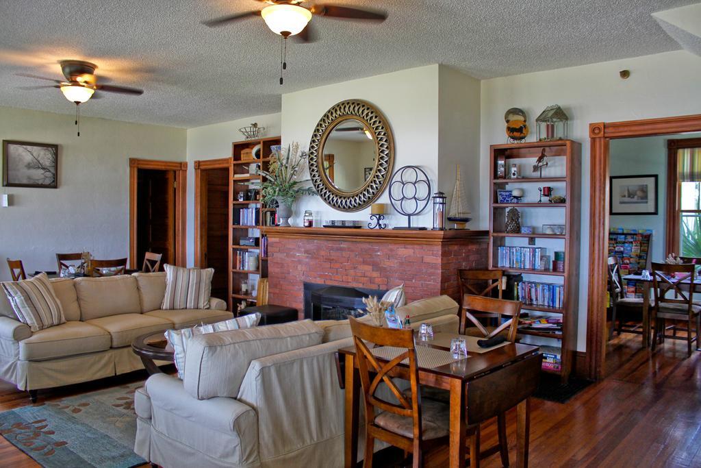 Night Swan Intracoastal Bed & Breakfast New Smyrna Beach Exteriör bild