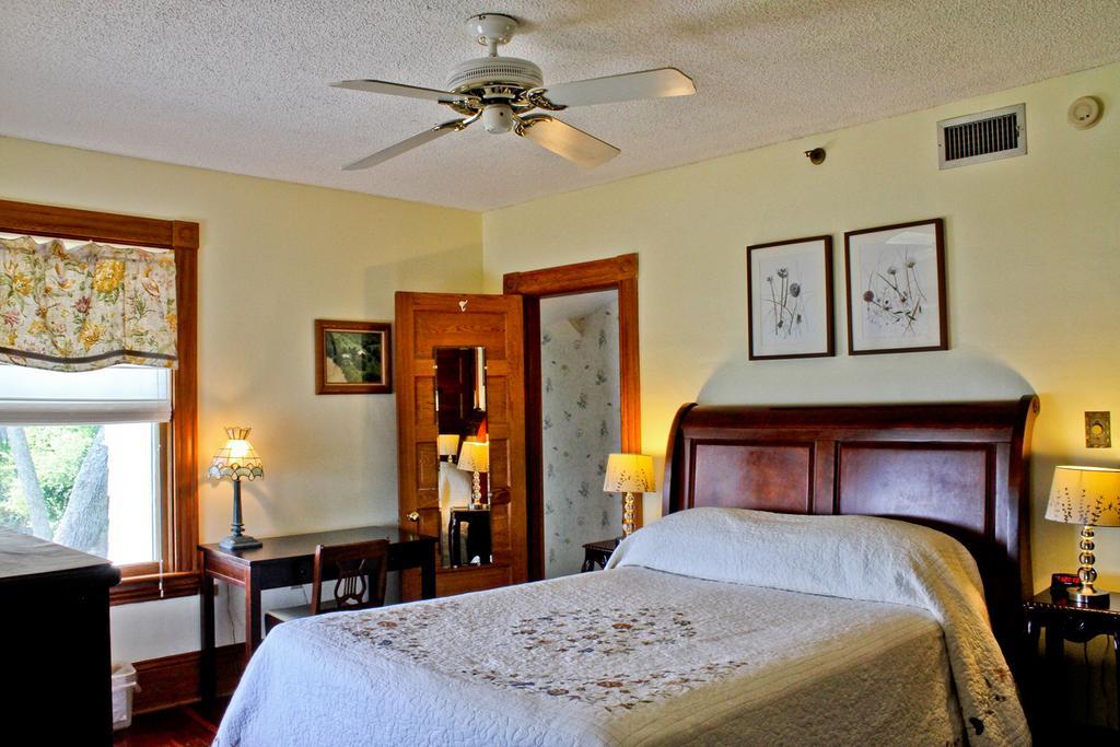 Night Swan Intracoastal Bed & Breakfast New Smyrna Beach Exteriör bild