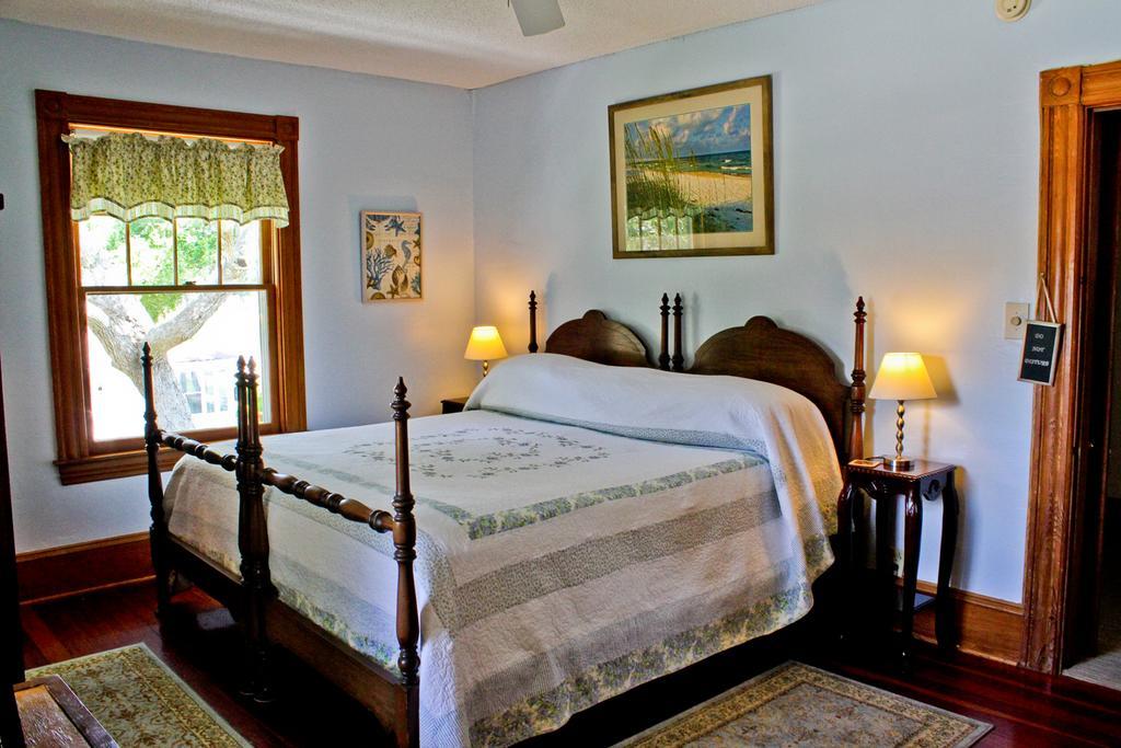 Night Swan Intracoastal Bed & Breakfast New Smyrna Beach Exteriör bild