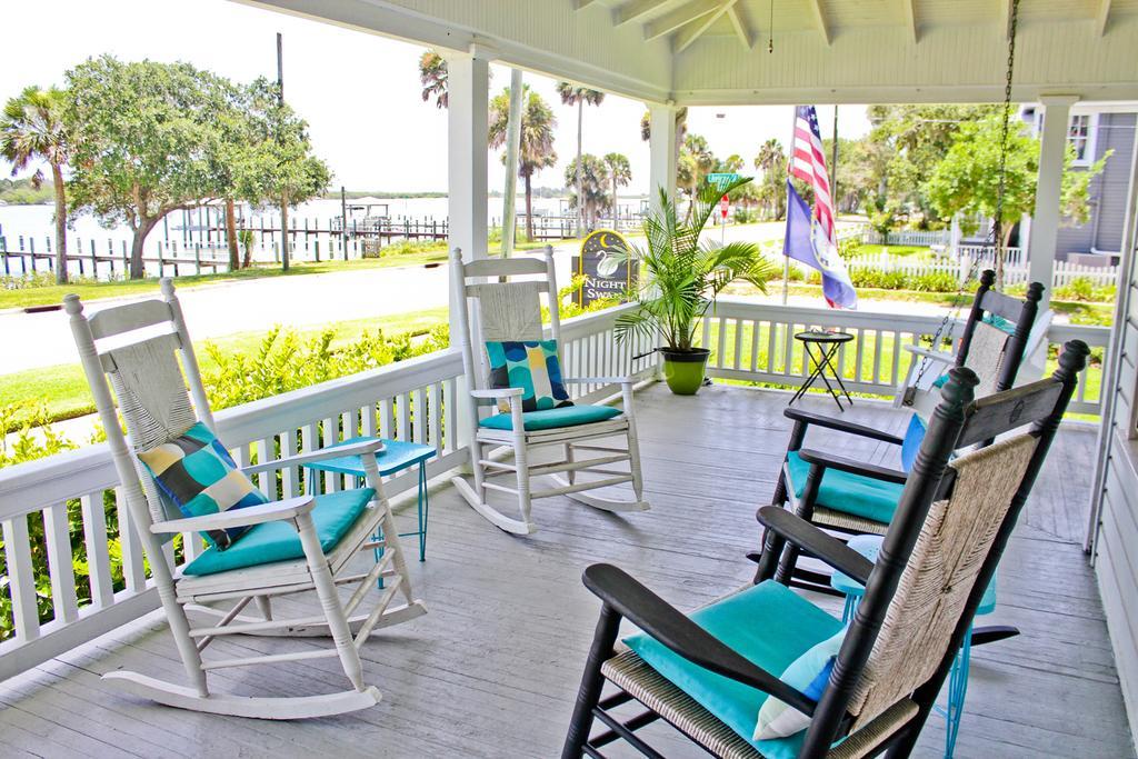 Night Swan Intracoastal Bed & Breakfast New Smyrna Beach Exteriör bild