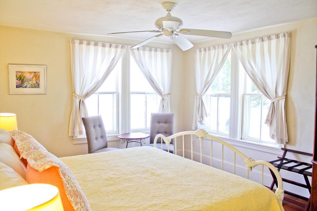 Night Swan Intracoastal Bed & Breakfast New Smyrna Beach Exteriör bild