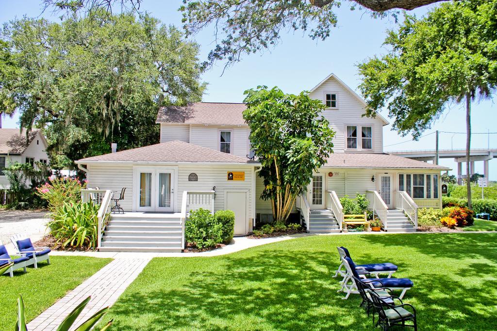Night Swan Intracoastal Bed & Breakfast New Smyrna Beach Exteriör bild