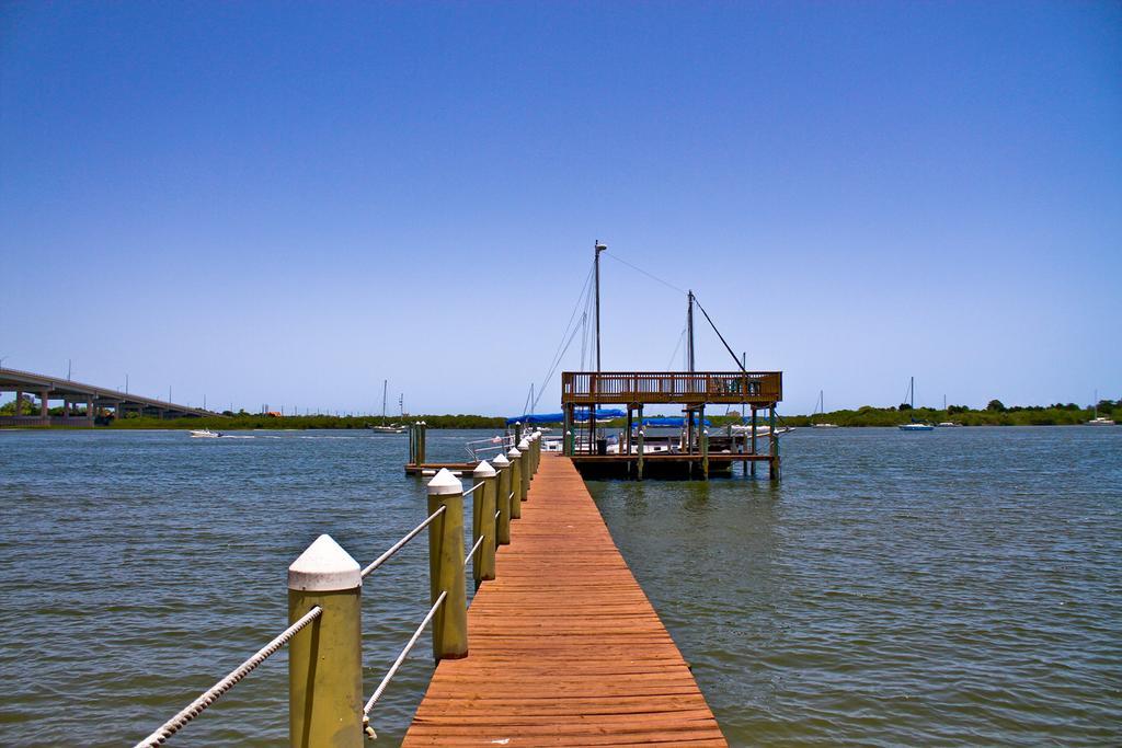 Night Swan Intracoastal Bed & Breakfast New Smyrna Beach Exteriör bild