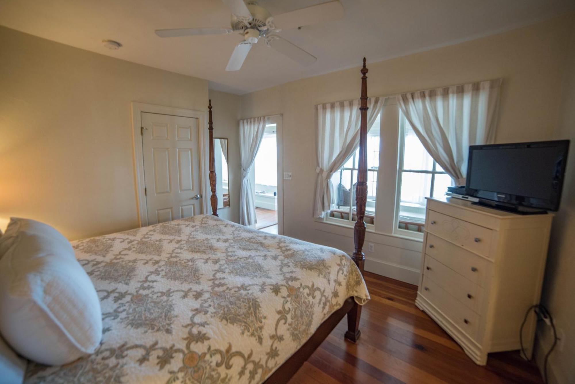 Night Swan Intracoastal Bed & Breakfast New Smyrna Beach Exteriör bild